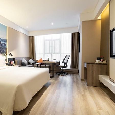 Atour Hotel Maoming Екстериор снимка