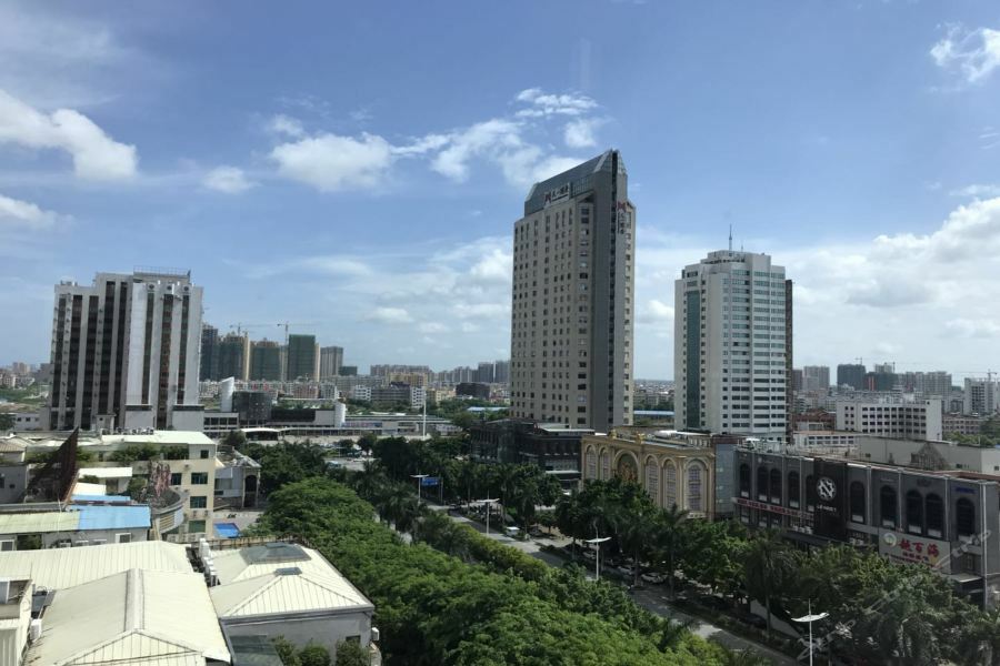 Atour Hotel Maoming Екстериор снимка
